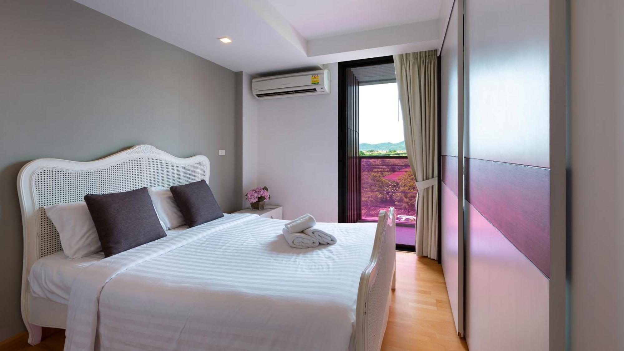 Rocco Hua Hin Beach Seaview חדר תמונה